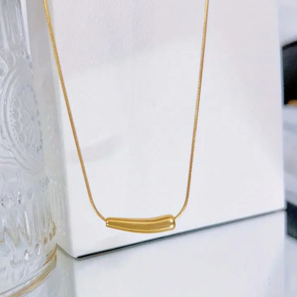 Unique Irregula Minimalist Geometric Eggplant Pendant Stainless Steel Necklace